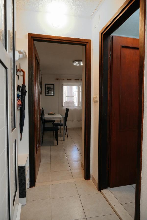 Split Centre Apartment Exterior photo